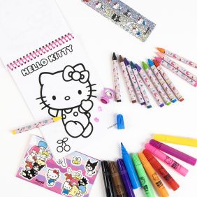 Set Papelería Coloreable Display Hello Kitty