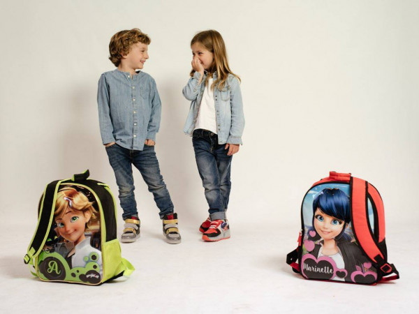 ¡Ya están aquí las nuevas mochilas reversibles!