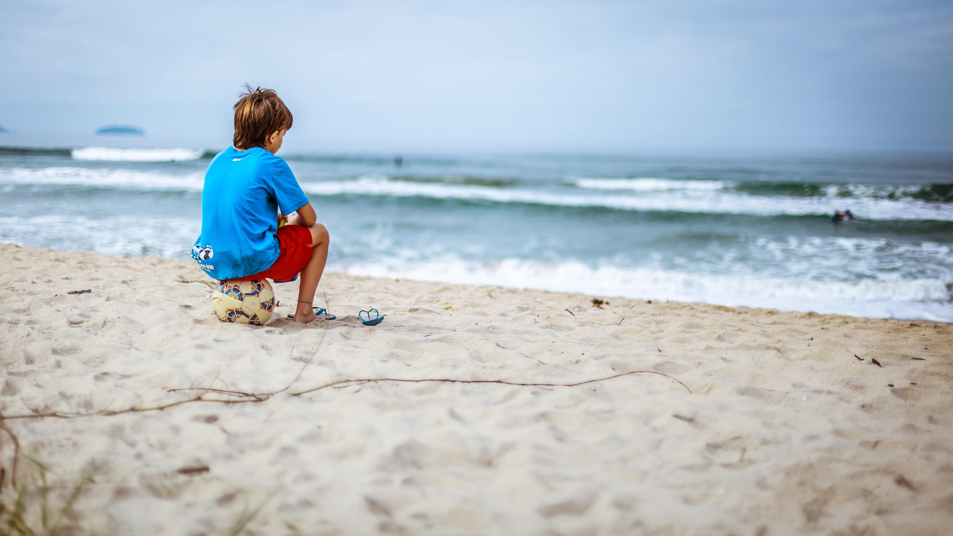 Descubre cuál es el mejor calzado para niños en verano